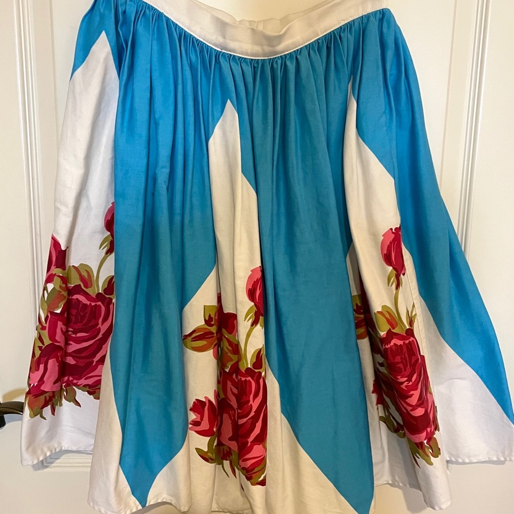 SOLD// Rose Border Jenny Skirt